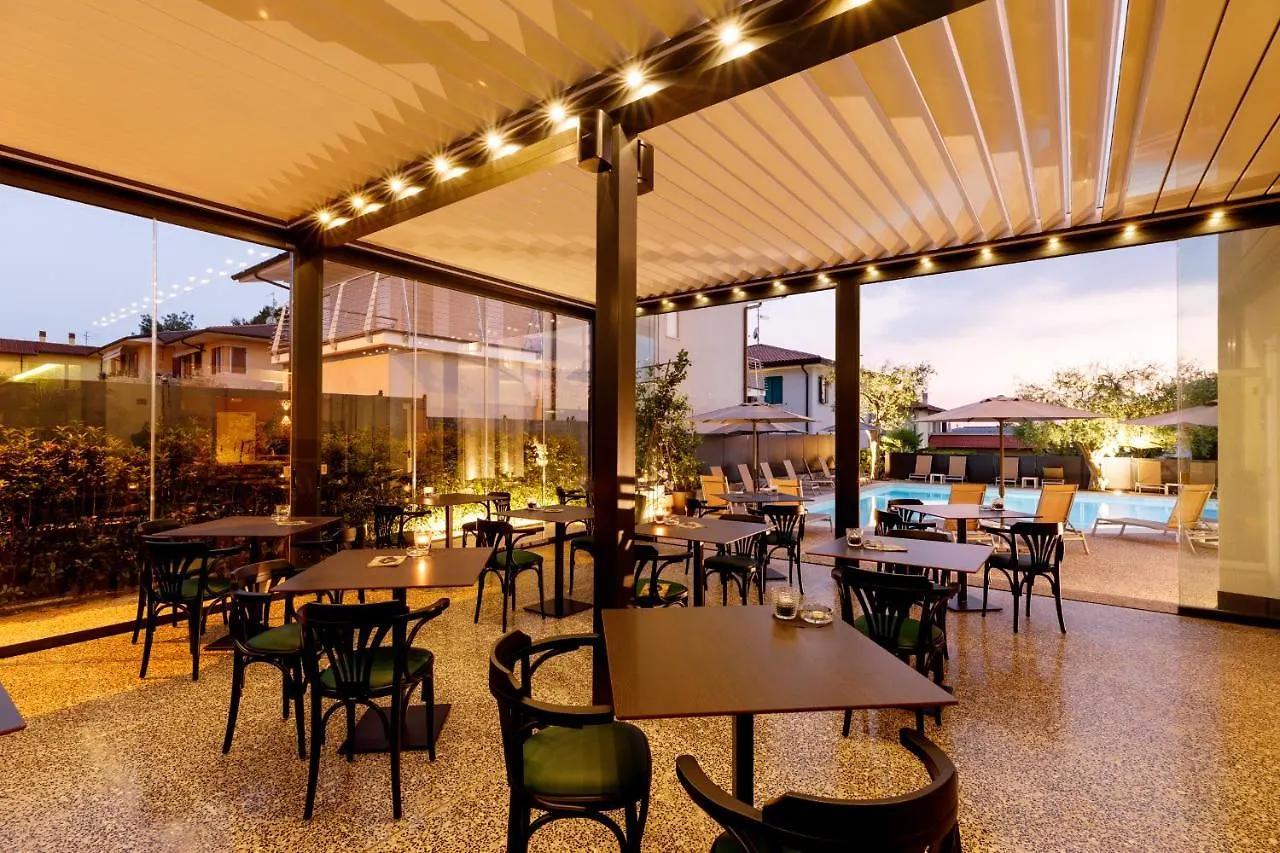 Art Hotel Ventaglio Bardolino 3*,  Italy